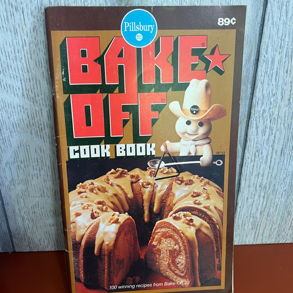 Vintage 1972 Pillsbury Bake Off Cook Book 100 Winning Recipes Bake-Off 23 Retro